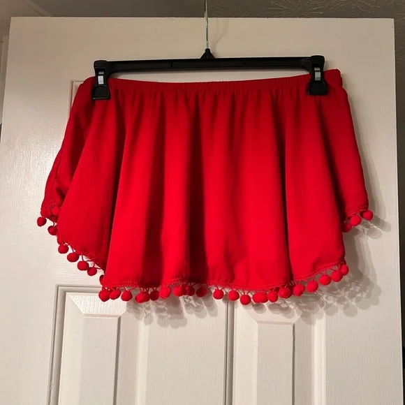 Show Me Your Mumu Banjo Pom Pom Crop Top Red Bonfire Crisp Size Medium - Picture 3 of 6